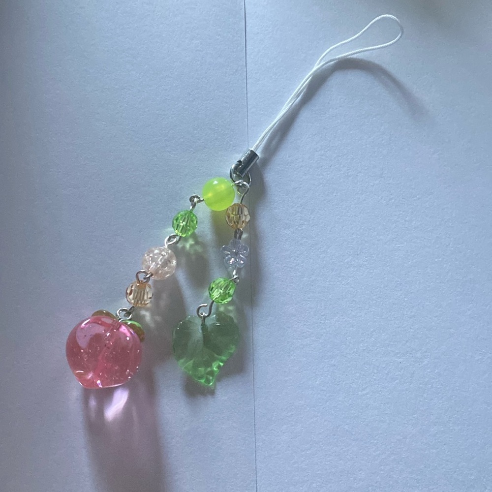 Peach Phone Charm ピーチ